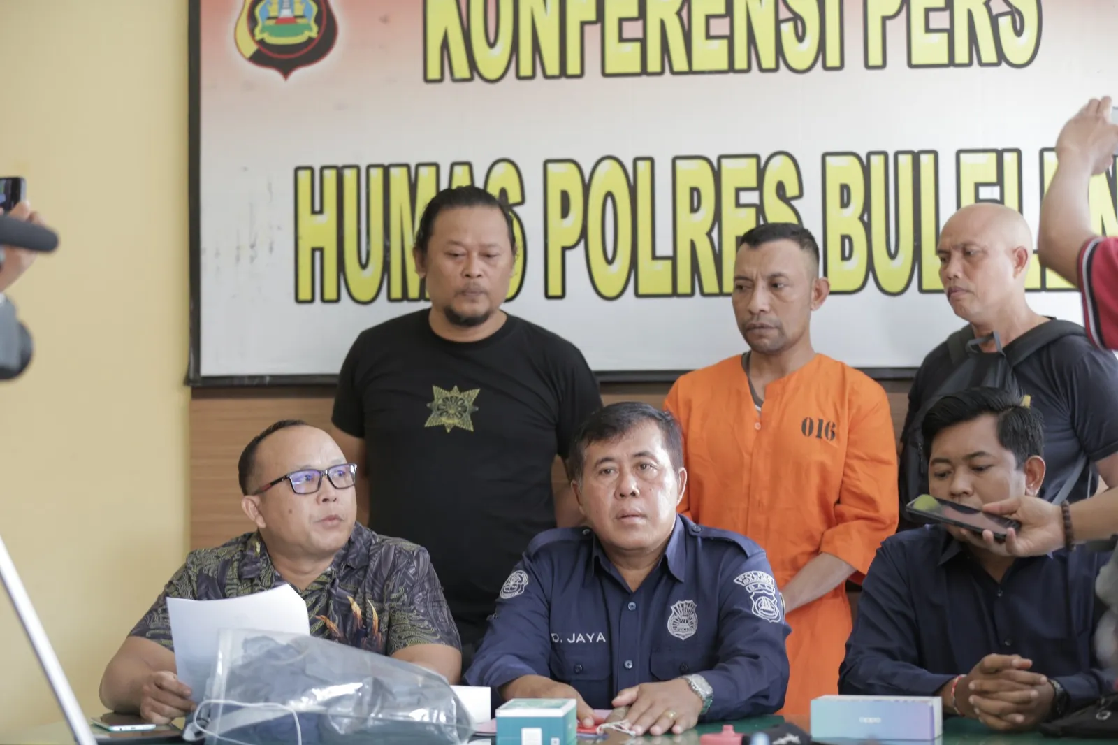 Mengaku Aparat Keamanan Rampas Barang Milik Dua Orang Korban