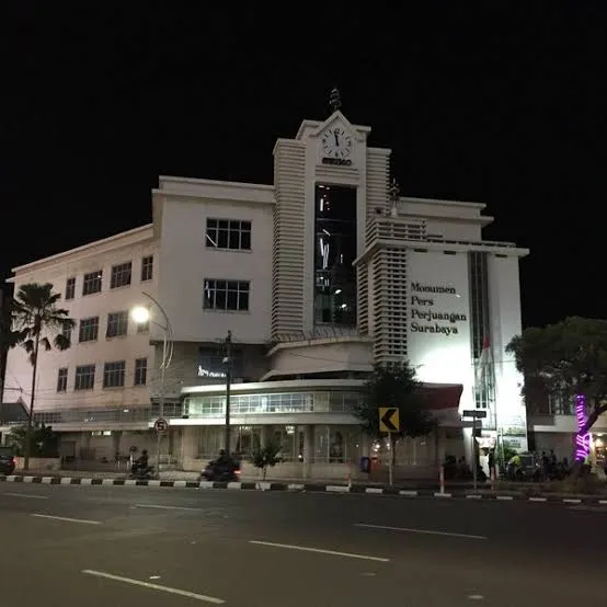 Monumen Pers Surabaya Kini Tinggal Kenangan