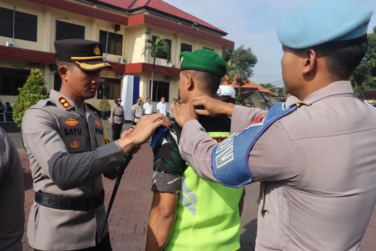 Kapolres Pasuruan Pimpin Apel Gelar Operasi Keselamatan Semeru Tahun 2023