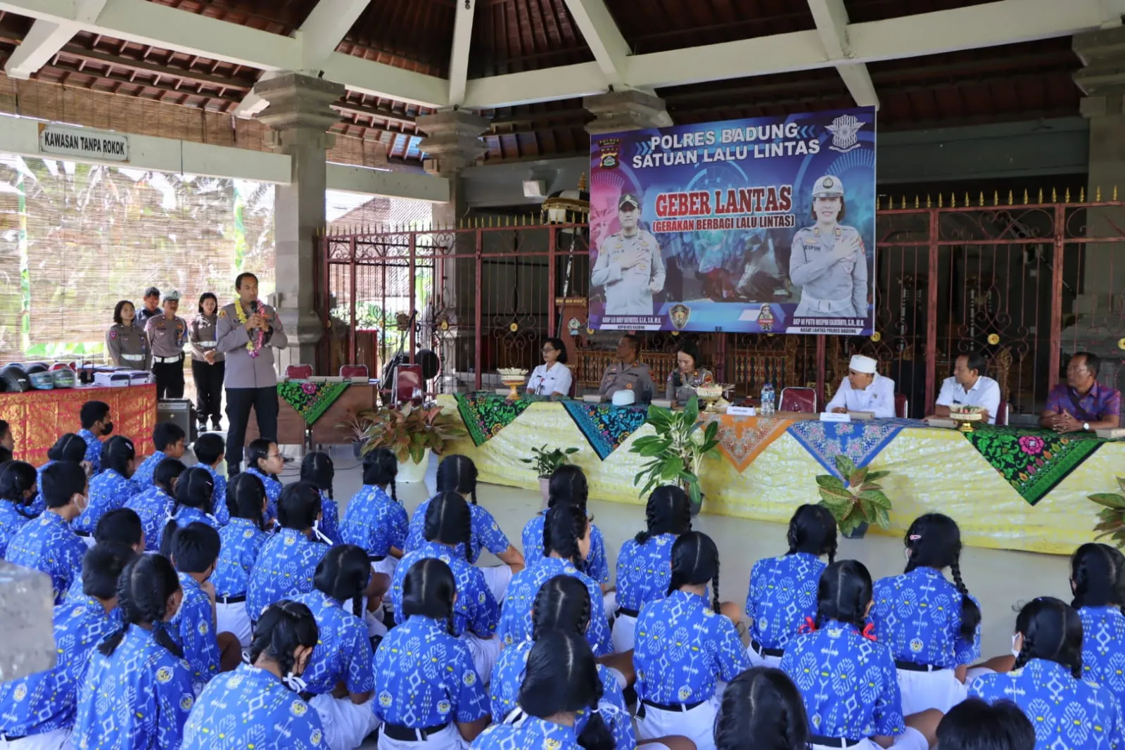 Kapolres Badung "Geber" SMP N 2 Mengwi 