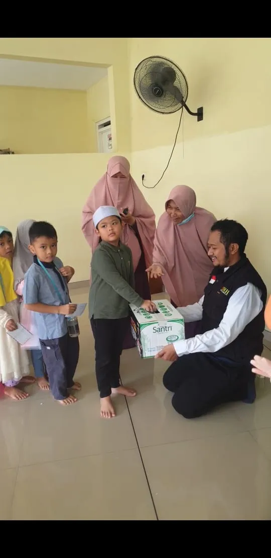 MEMBENTUK KEPEDULIAN SEJAK DINI, KB/TK YAA BUNAYYA SURABAYA GALANG DANA PEDULI GEMPA TURKI