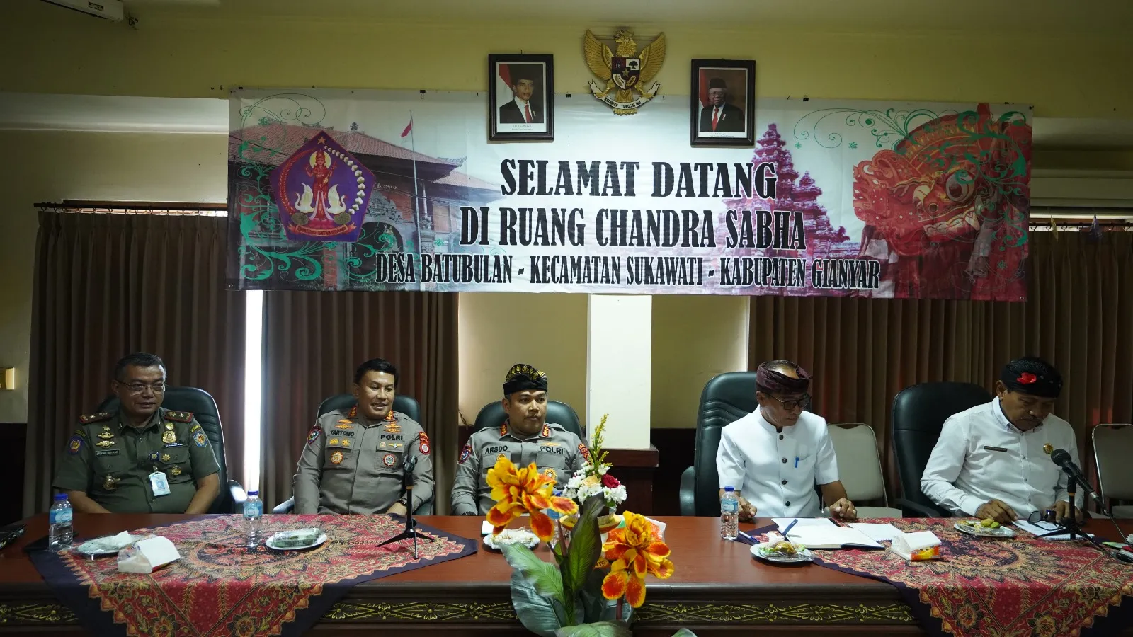 Jumat Curhat, Polda Bali Kunjungi Kantor Desa Batubulan