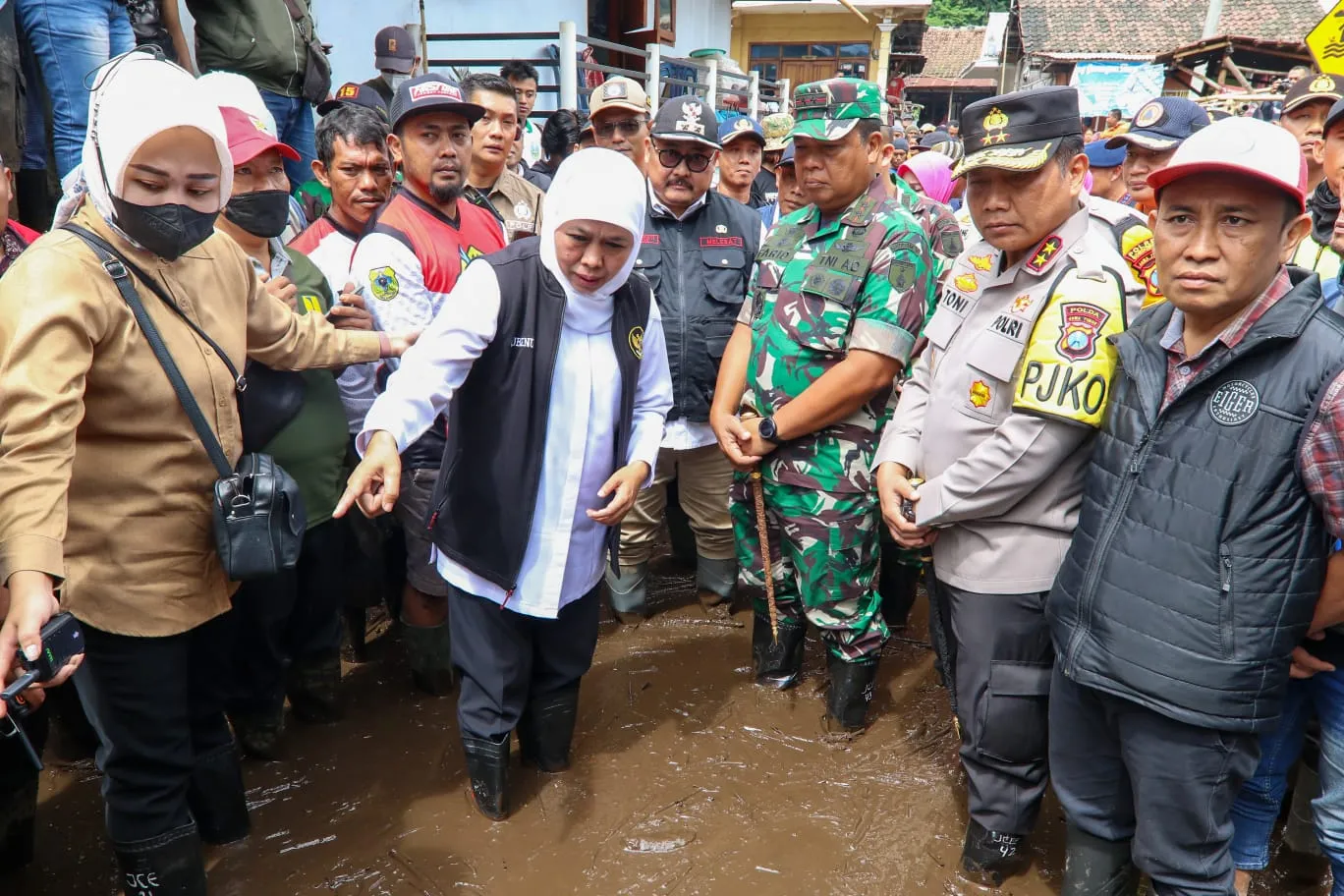 Gubernur Khofifah Imbau Masyarakat Tingkatkan PHBS dan Pemeriksaan Dini