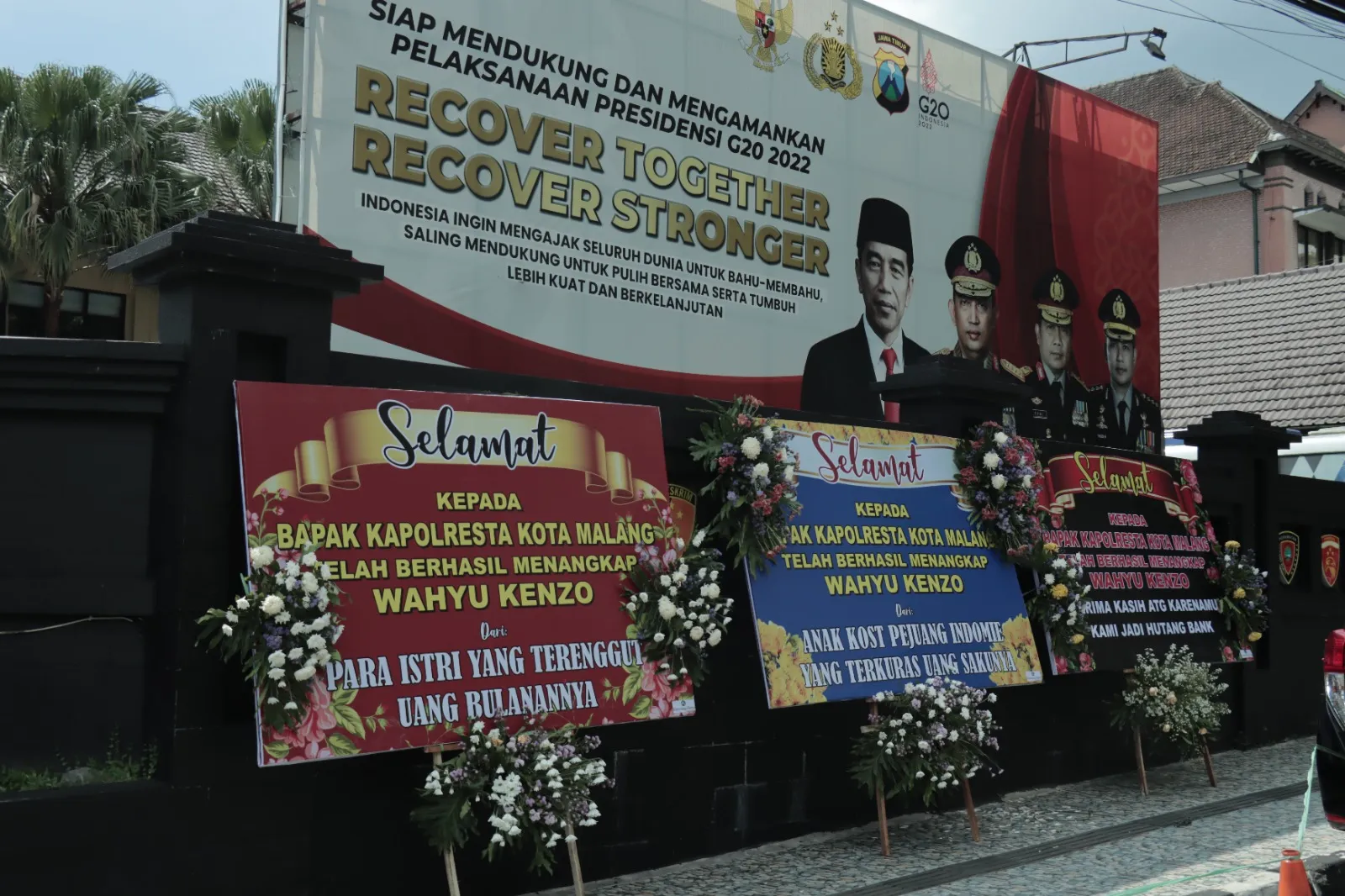 Polresta Malang Kota Dibanjiri Karangan Bunga Ucapan Terimakasih dan Apresiasi atas Ungkap Kasus ATG