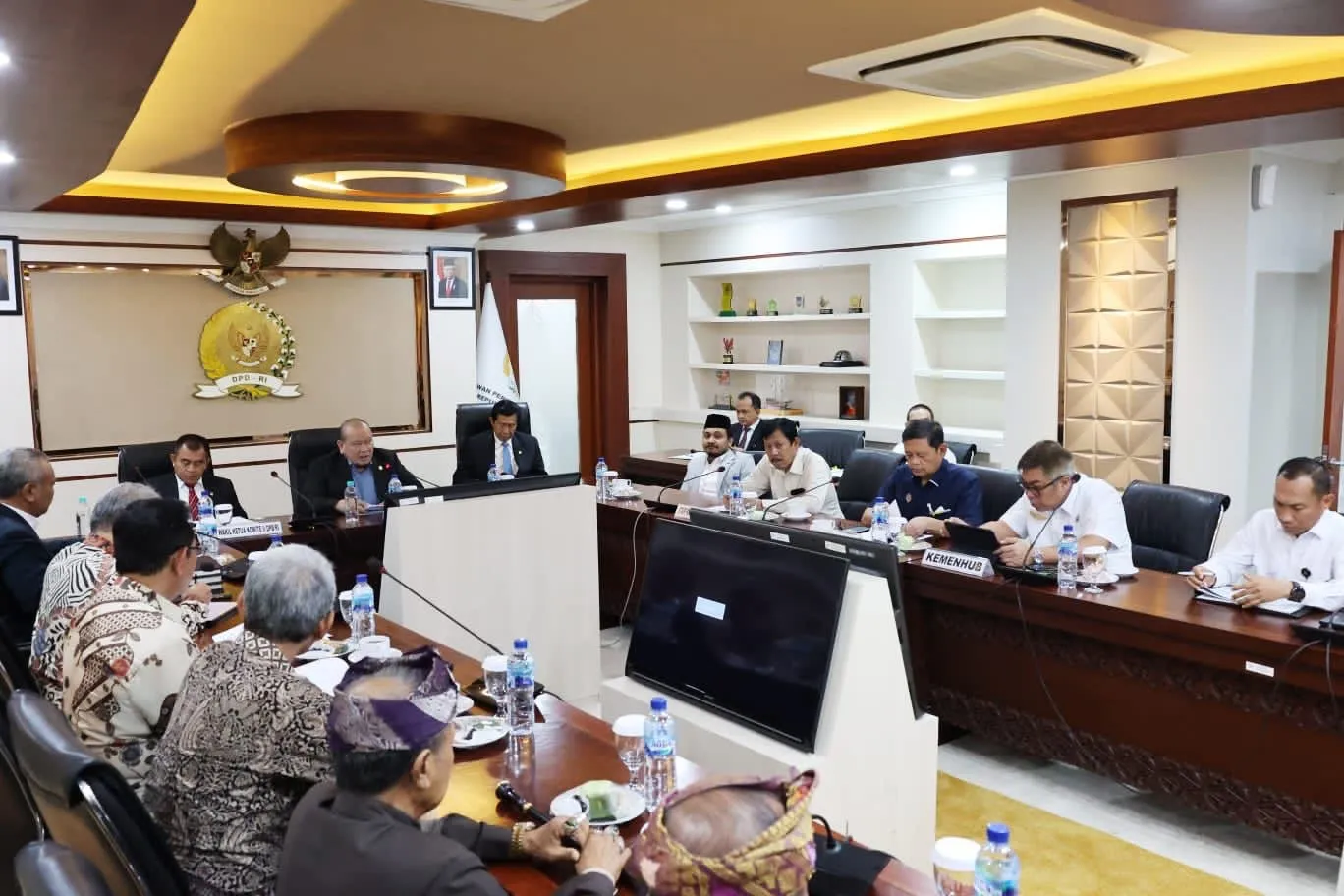 Ketua DPD RI Fasilitasi Pertemuan PT BIBU dan Kemenhub terkait Pembangunan Bandara Bali Utara