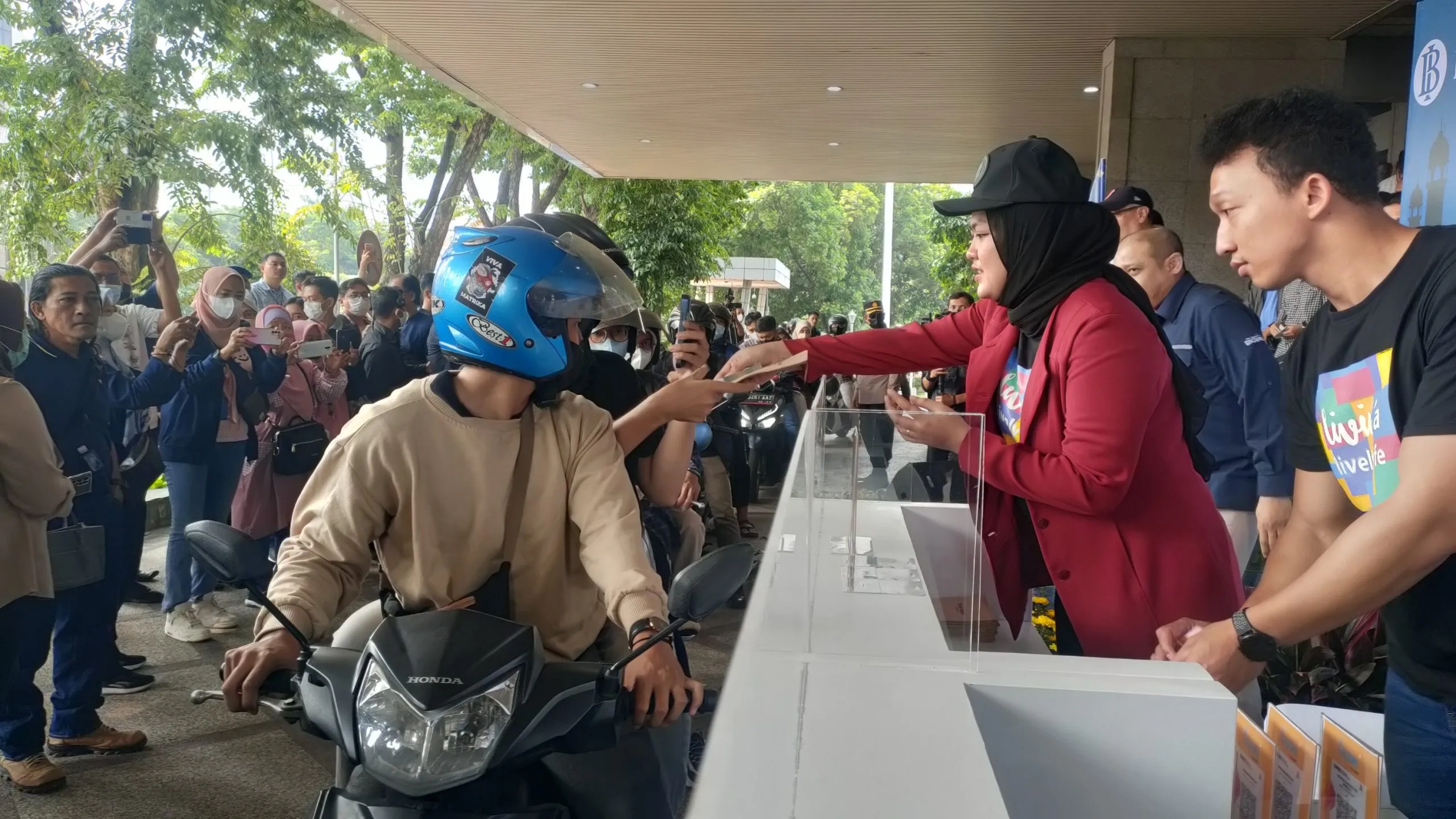 Bank Indonesia Jawa Timur Resmikan Layanan drive thru, sejak 25 Maret s.d. 16 April 2023