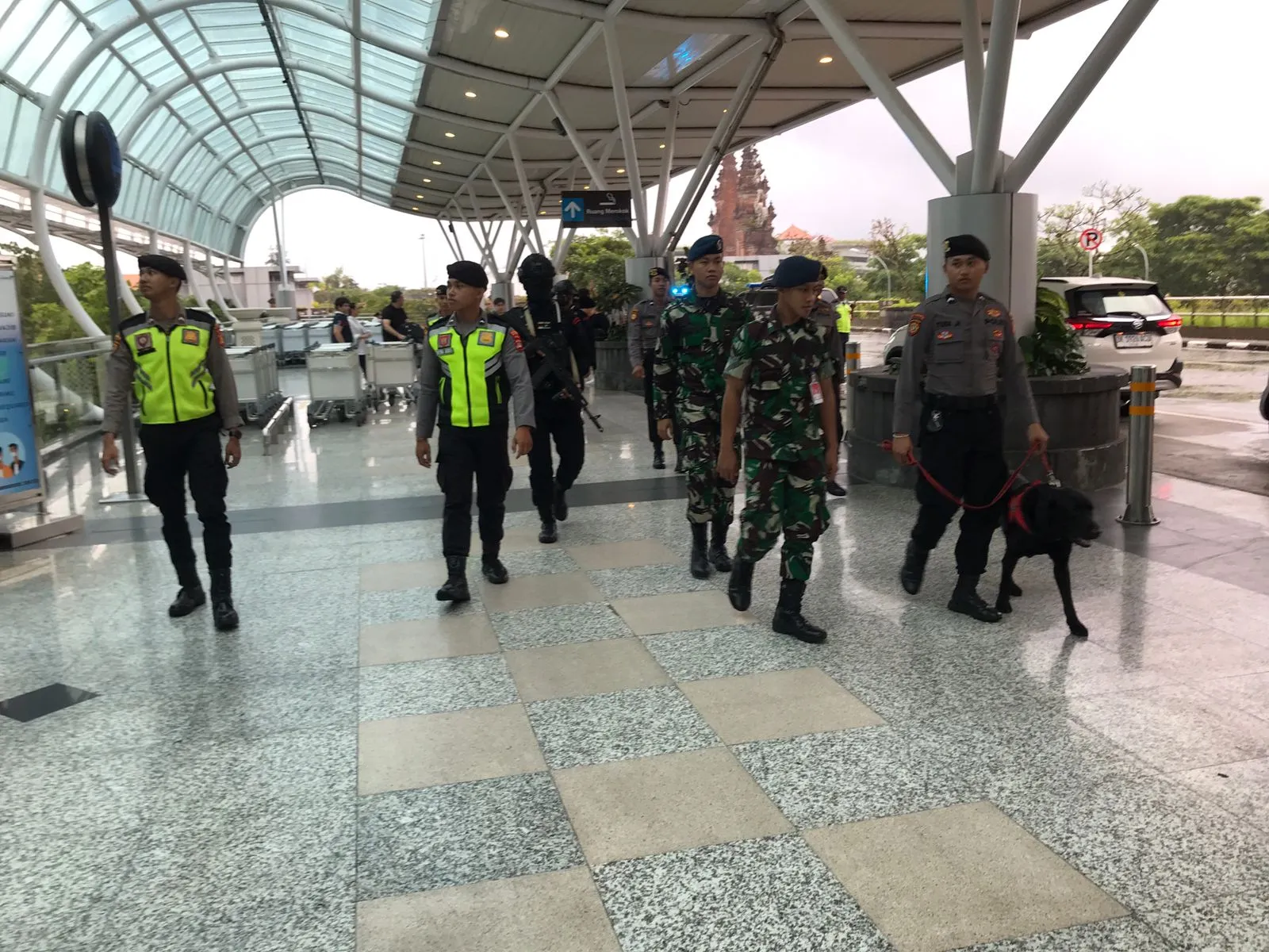 Bersinergi dalam Tugas, Wujudkan Bandara I Gusti Ngurah Rai tetap Kondisif