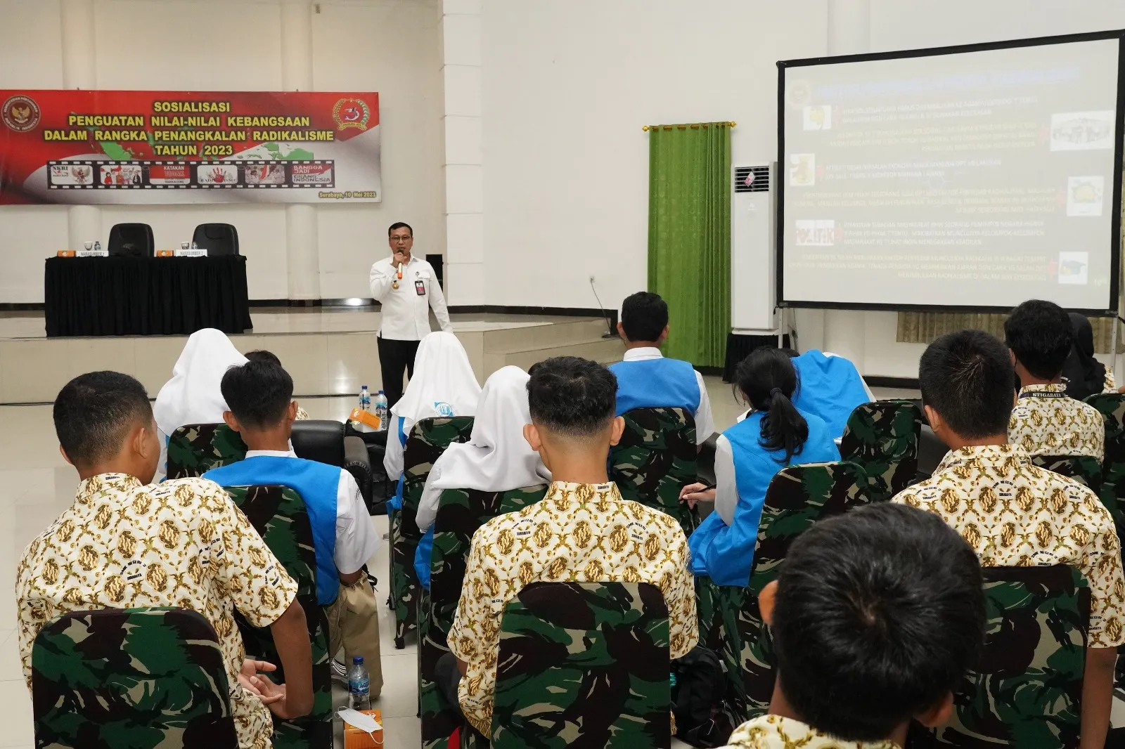 Korem 084/BJ Gelar Sosialisasi Penguatan Nilai-nilai Kebangsaan Kepada Siswa SMK dan SMA