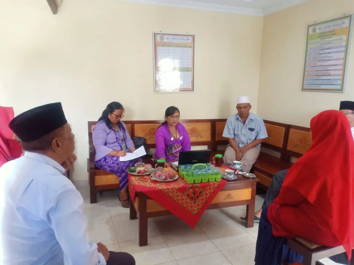 RA/MI.Darussalam Ubung Kedatangan Asesor dari Badan Akreditasi PAUD DAN PNF melakukan visitasi