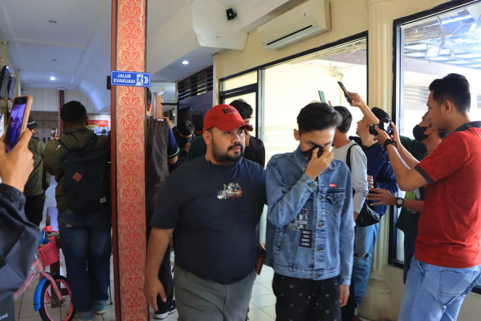 Polres Tuban Berhasil Amankan Sekelompok Pemuda Bawa Sajam Yang Viral di Medsos