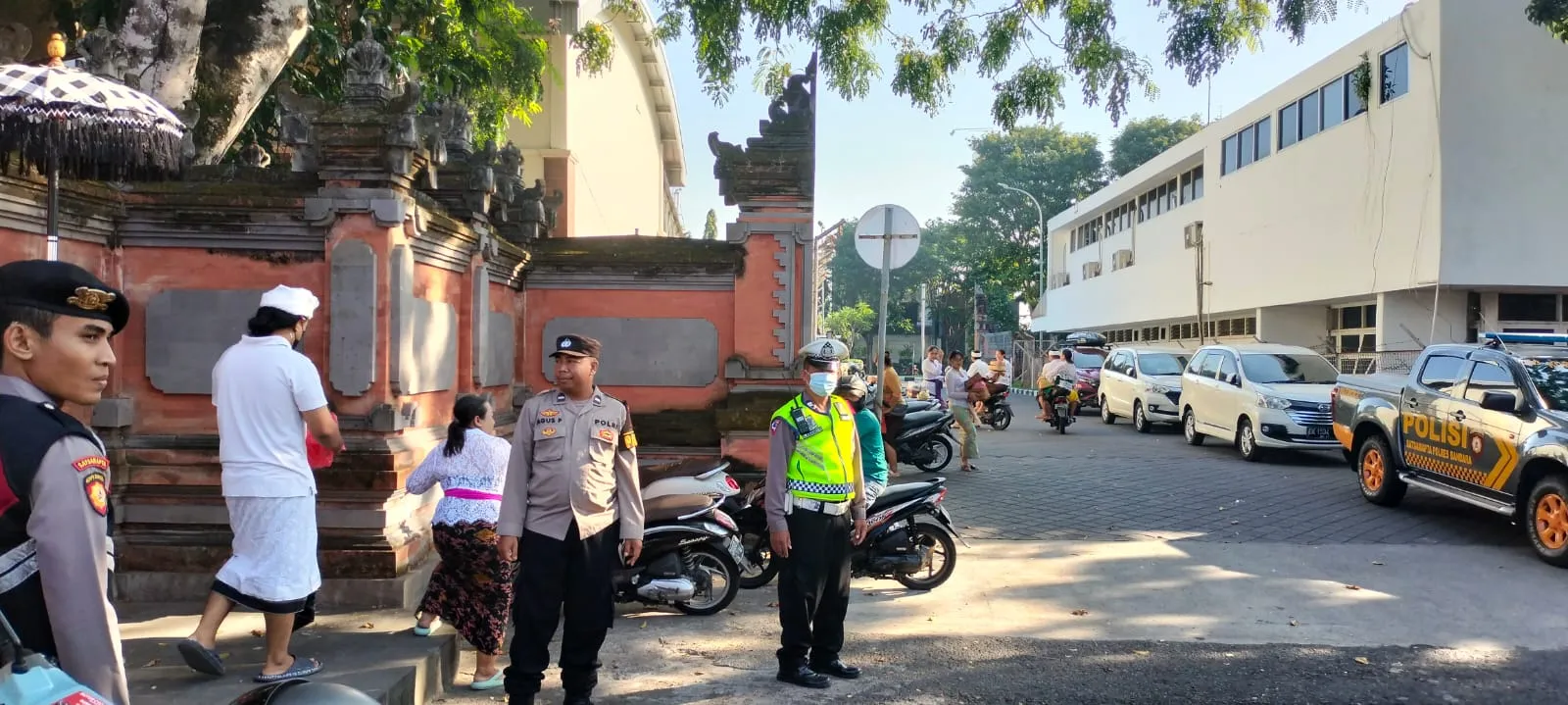 Pengamanan Persembahyangan Hari Raya Pagerwesi