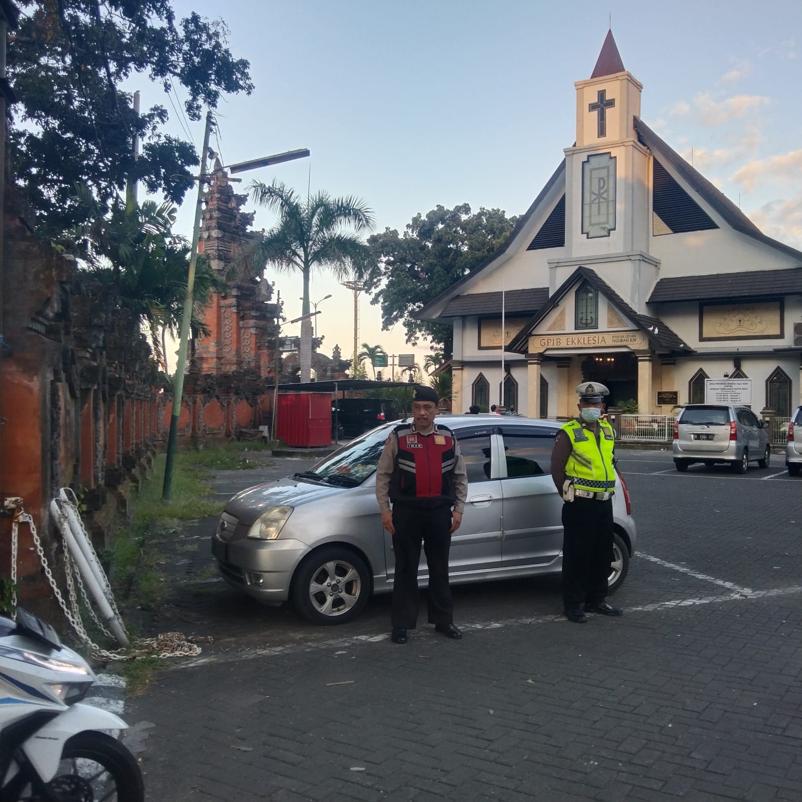 Polres Bandara Ngurah Rai Pengamanan Giat Ibadah