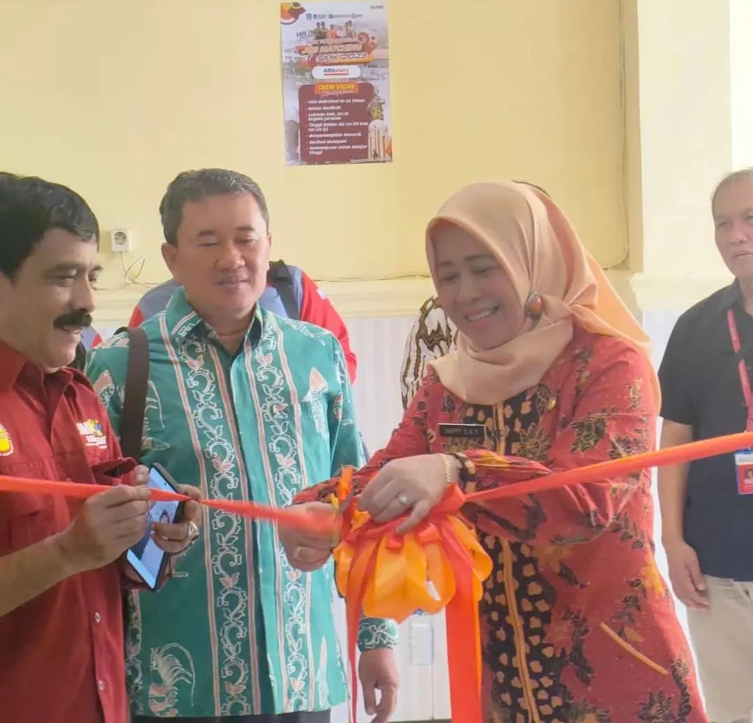 Berjalan Lancar Job Matching SMK YPM 8 Sidoarjo di Buka Kisyanto Bersama Happy Sekertaris Dinas Tenaga Kerja