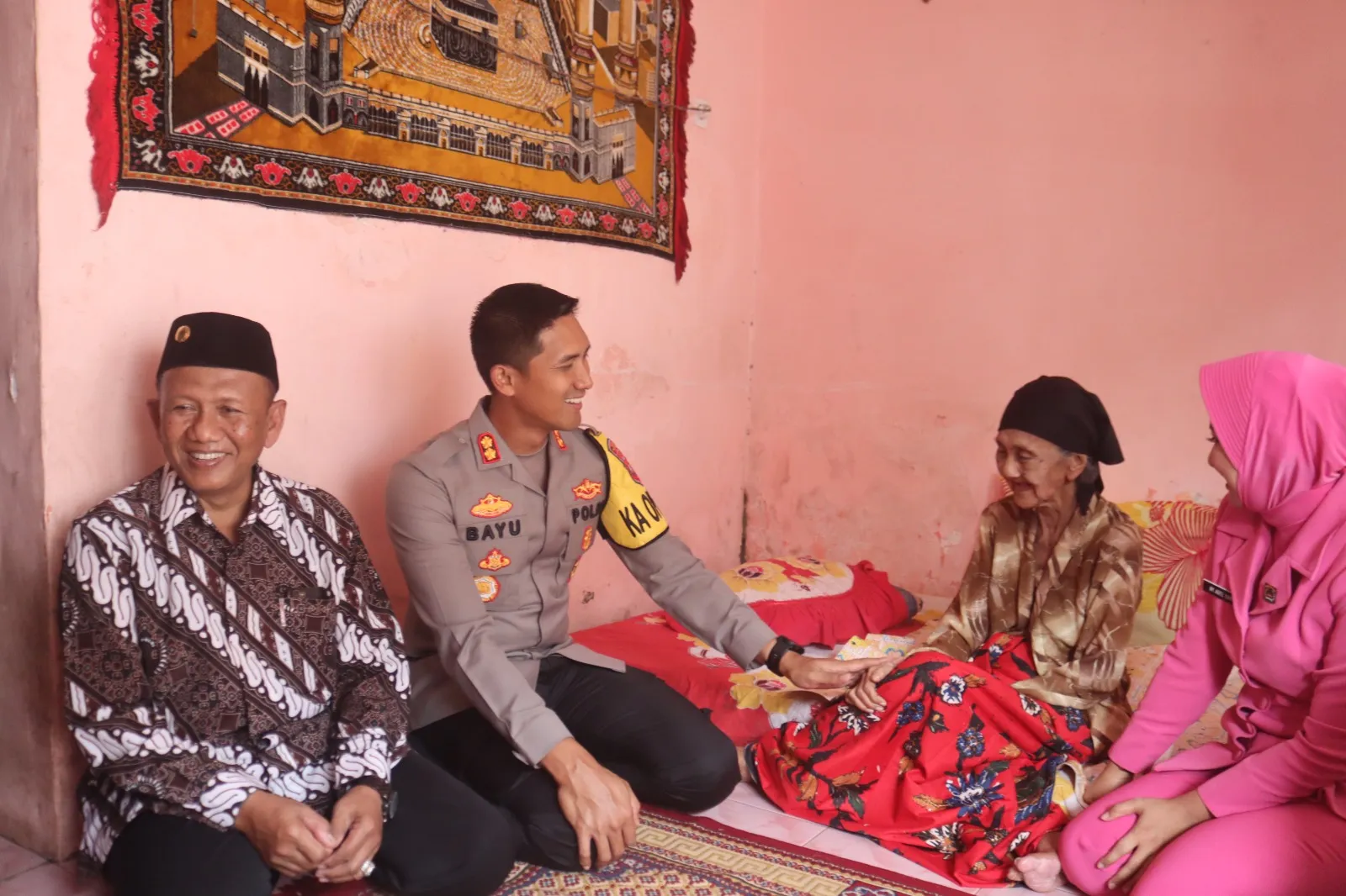 Tingkatkan Silaturahim, Kapolres Pasuruan Lakukan Anjangsana ke Warakawuri