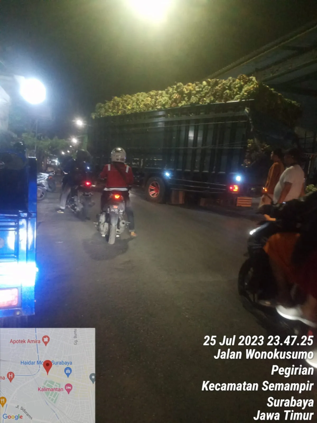 Jalan Wonokusumo Surabaya Harus Ada Penanganan Kusus Supaya Tidak Ada Truk Yang Bandel Masuk