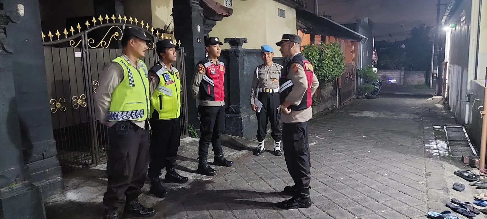 Polsek Kuta Utara Amankan Perayaan Malam Tahun Baru 1445 H Di Masjid Dan Musholah