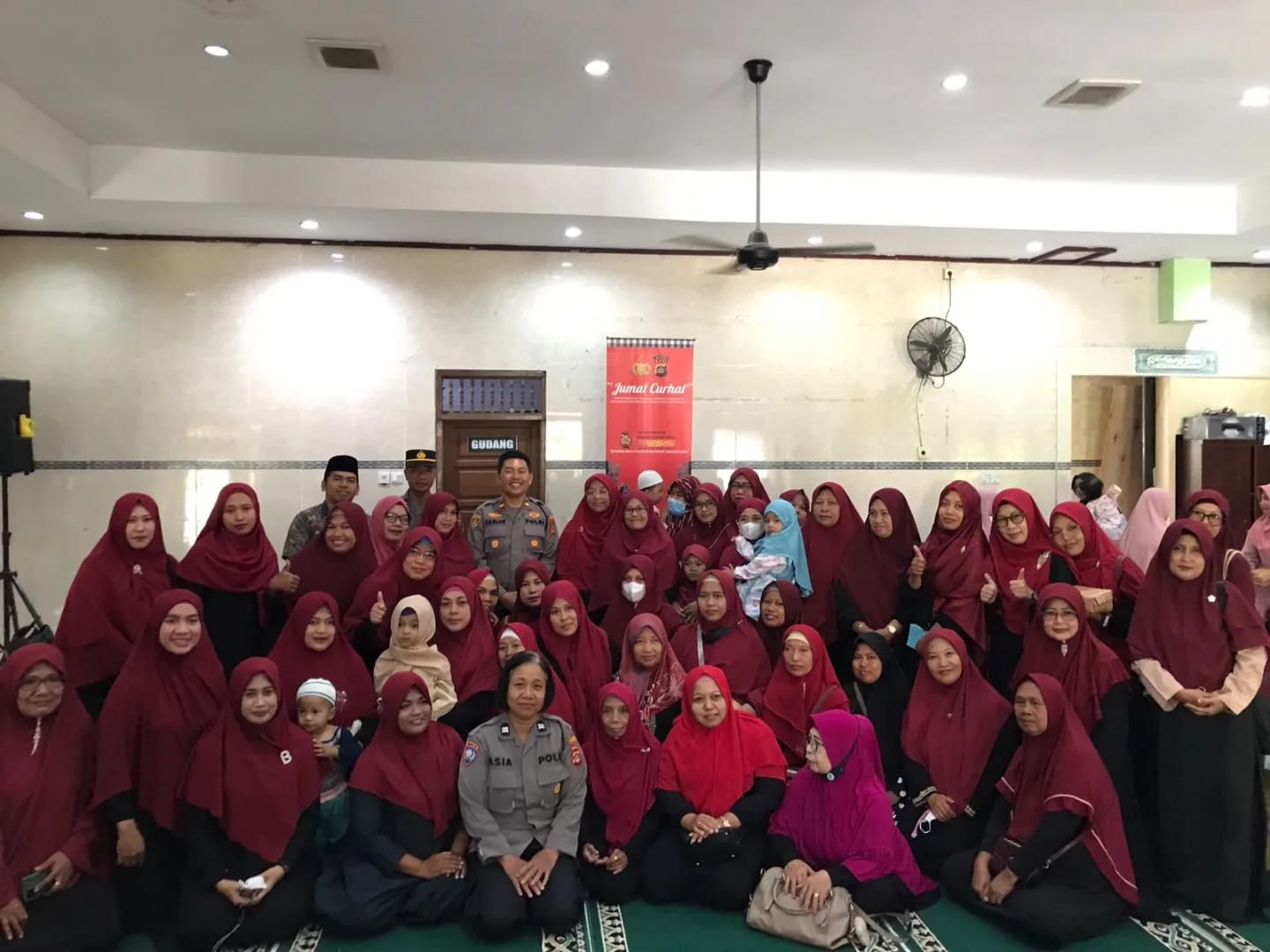 Ibu Tea : “Saya dulu takut Polisi, sekarang jadi Sahabat Polisi”
