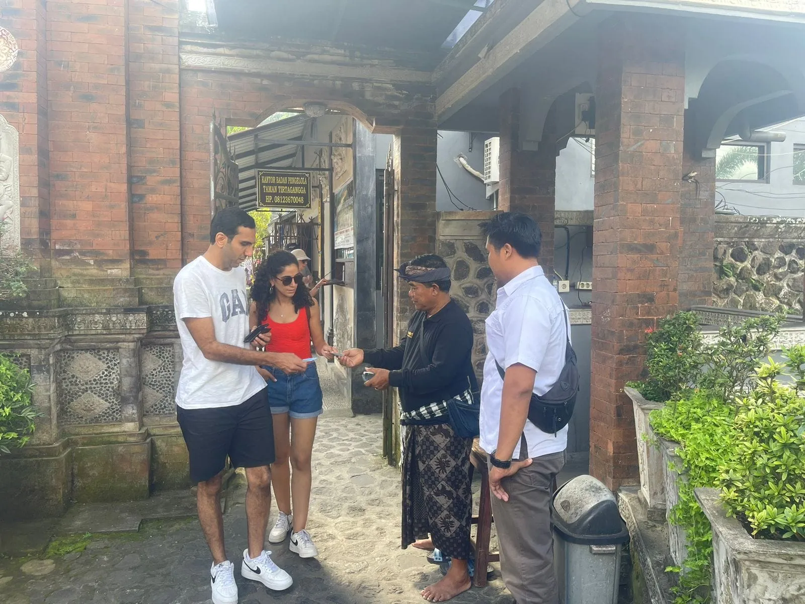 Ops Pekat Agung 2023 Lakukan Kegiatan Lidik dan Pengamanan di Obyek Wisata Tirtagangga untuk Antisipasi Kejahatan