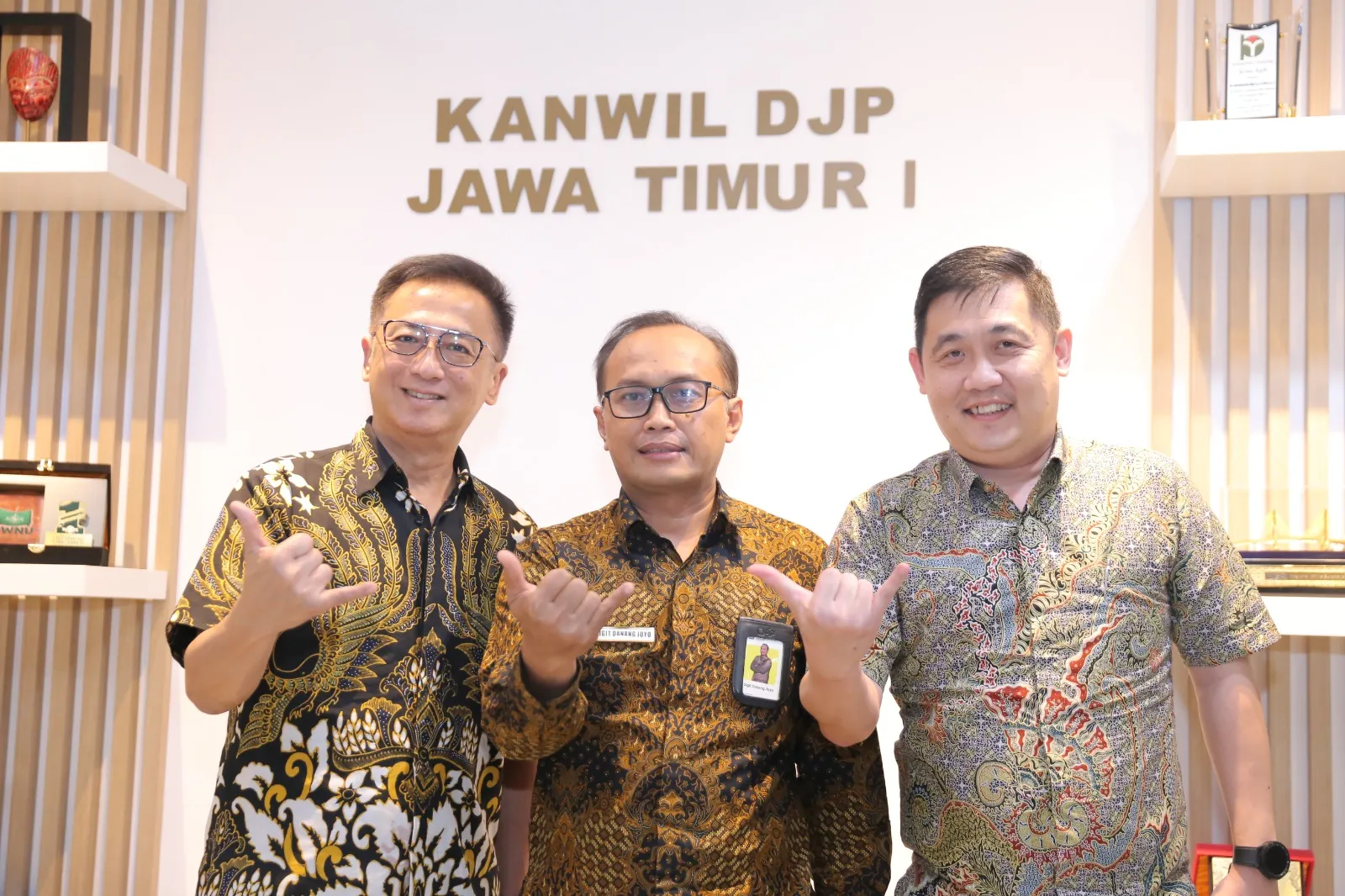 Pemilik Vasa Hotel Kunjungi Kanwil DJP Jatim I