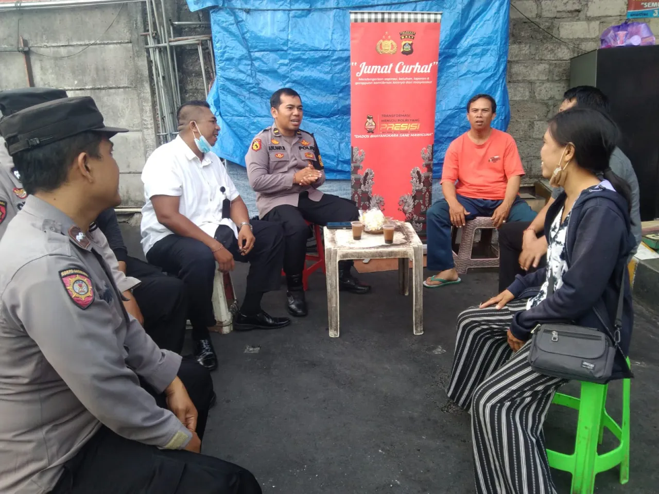Polsek Denpasar Utara sasar kawasan pasar untuk Jumat Curhat