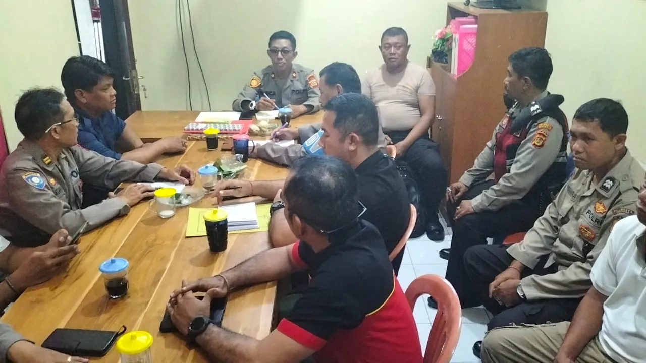 Hari Pertama Bertugas Sebagai Kapolsek Benoa, Langsung Rapat Dengan Para Kanit Dan PJU.
