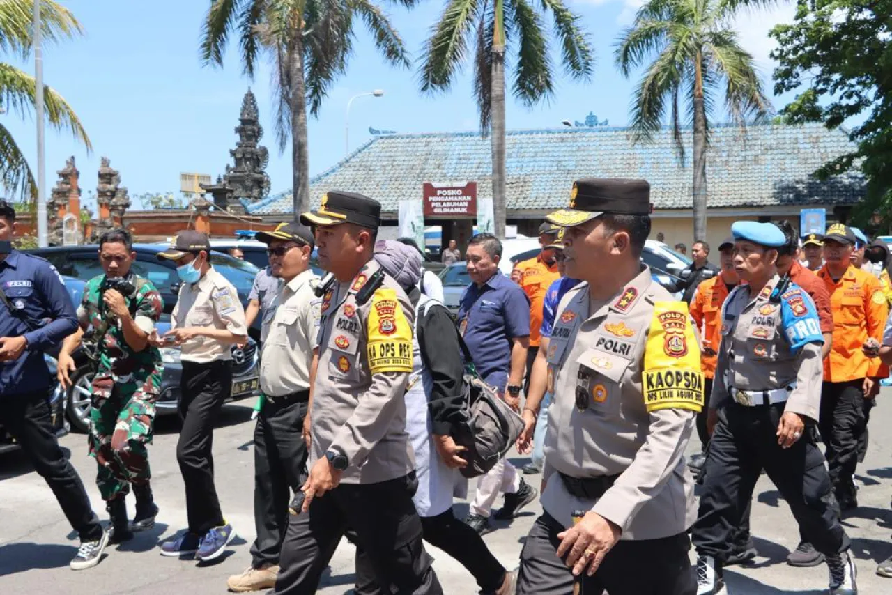 Kapolres Jembrana Terima Kunjungan Kapolda Bali di Pelabuhan Gilimanuk