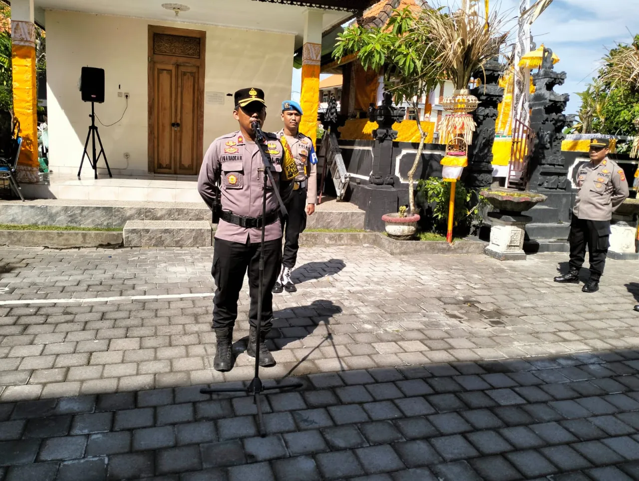 Pastikan Kondusif, Polsek Denbar Gelar Apel Kesiapan Pengamanan Malam Tahun Baru 2024