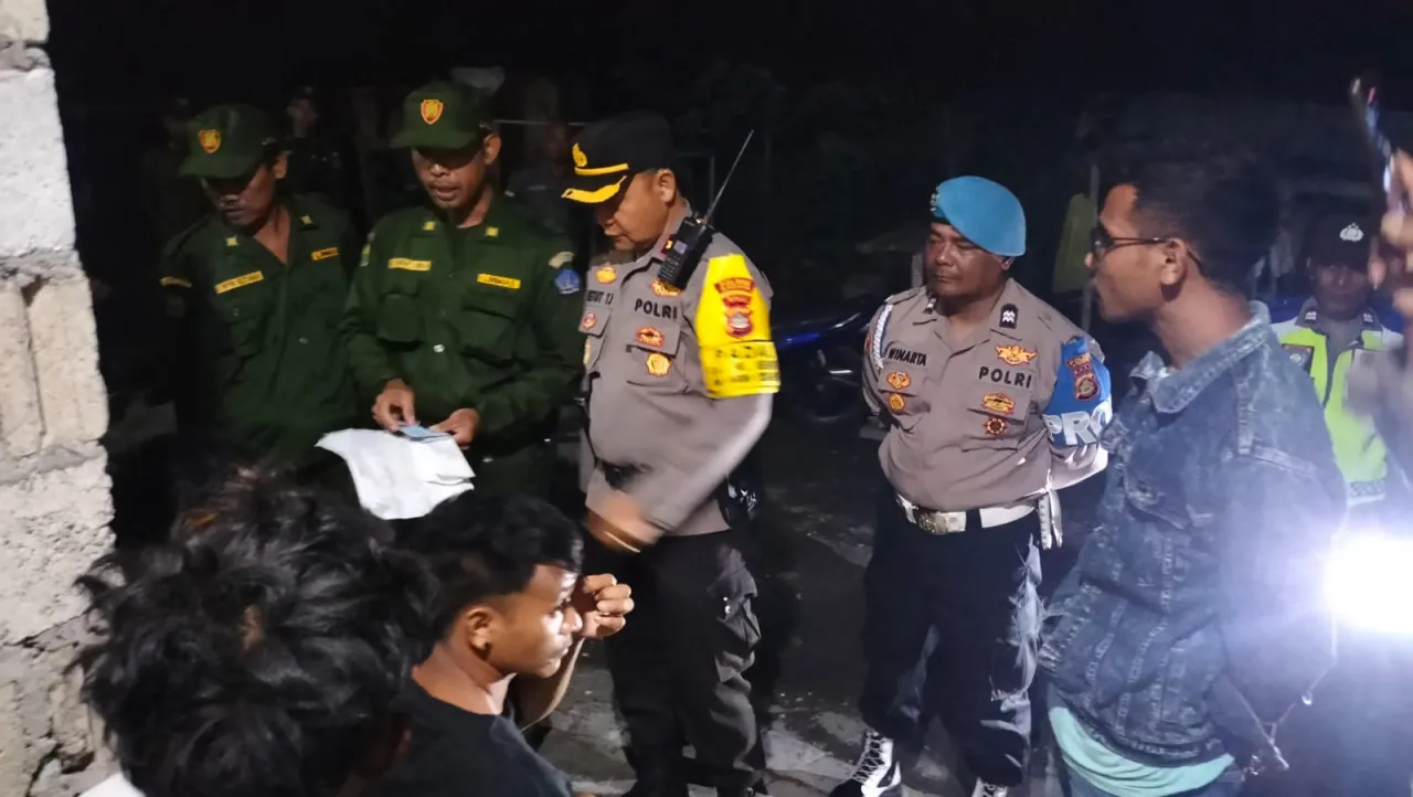 Cegah Premanisme, Kapolsek Mengwi Kompol I Ketut Adnyana T.J.Pimpin Patroli Gabungan Yustisi Duktang