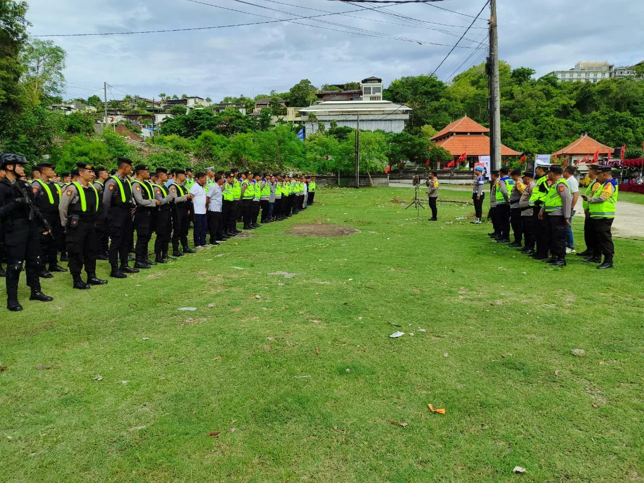 Polresta Denpasar Pengamanan Kampanye Pesta Rakyat Ganjar Mahfud di Kecamatan Kuta