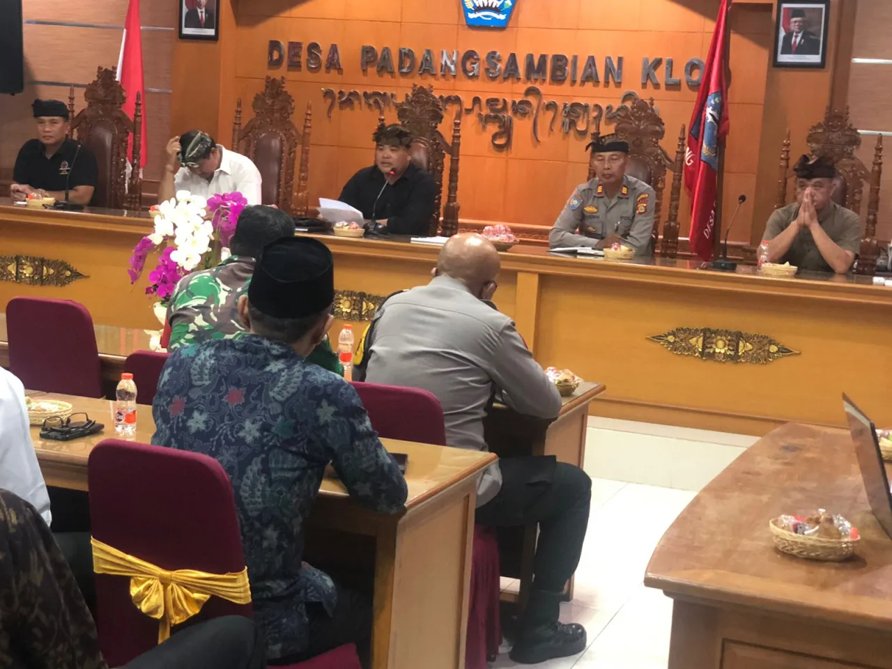 Polsek Denbar Hadiri Rapat Koordinasi Bahas Rangkaian Nyepi Dan Awal Puasa