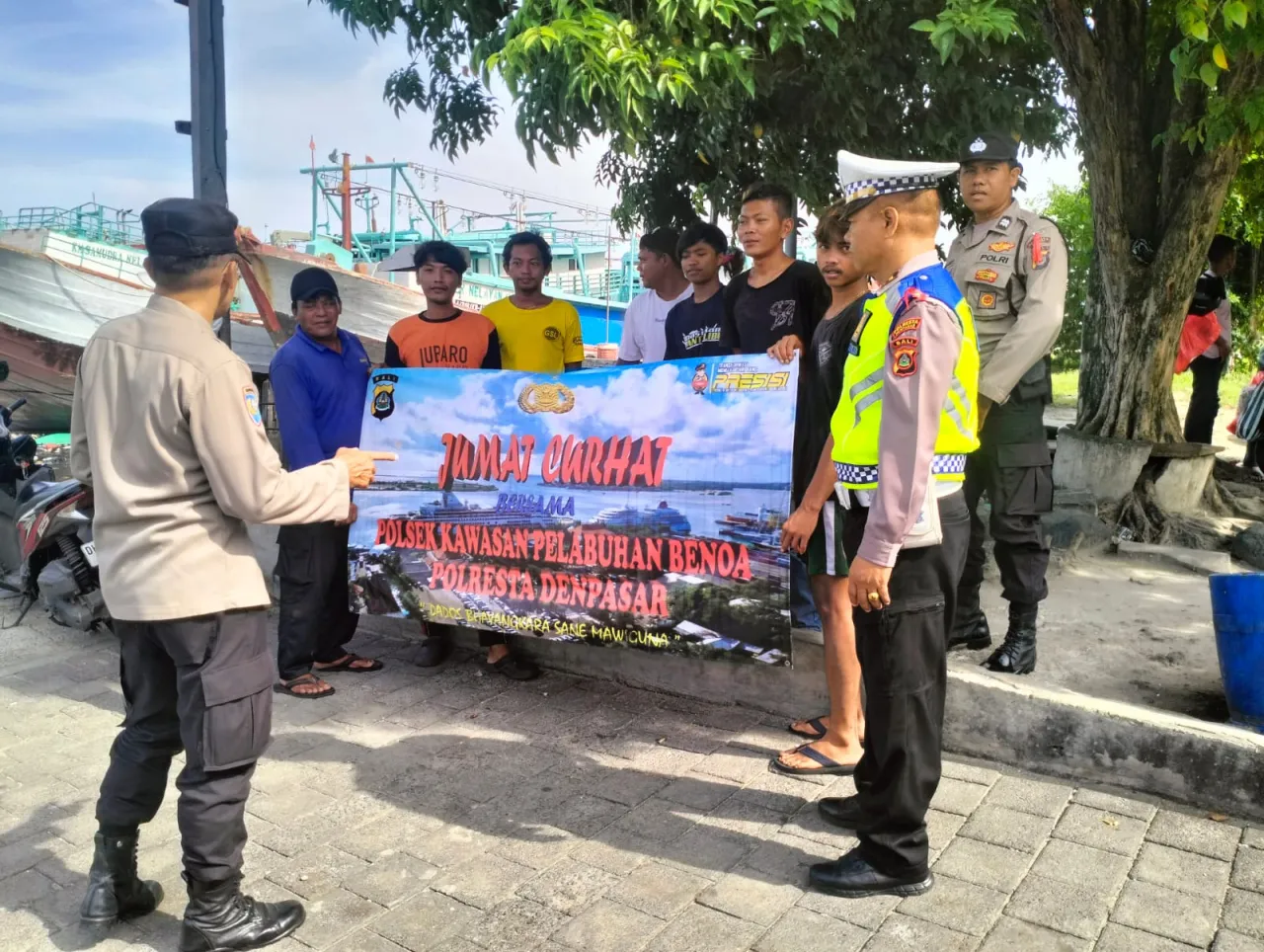 Polsek Benoa Laksanakan Jumat Curhat Bersama Karyawan PT. Jaya Kota