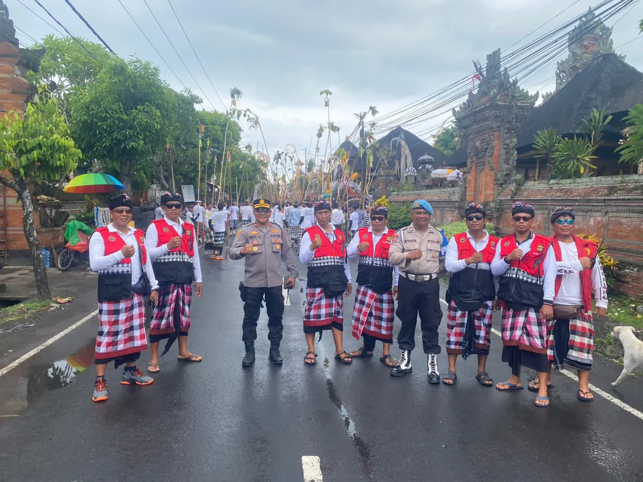 Kapolsek Mengwi Pimpin Langsung Pengamanan Mekotek