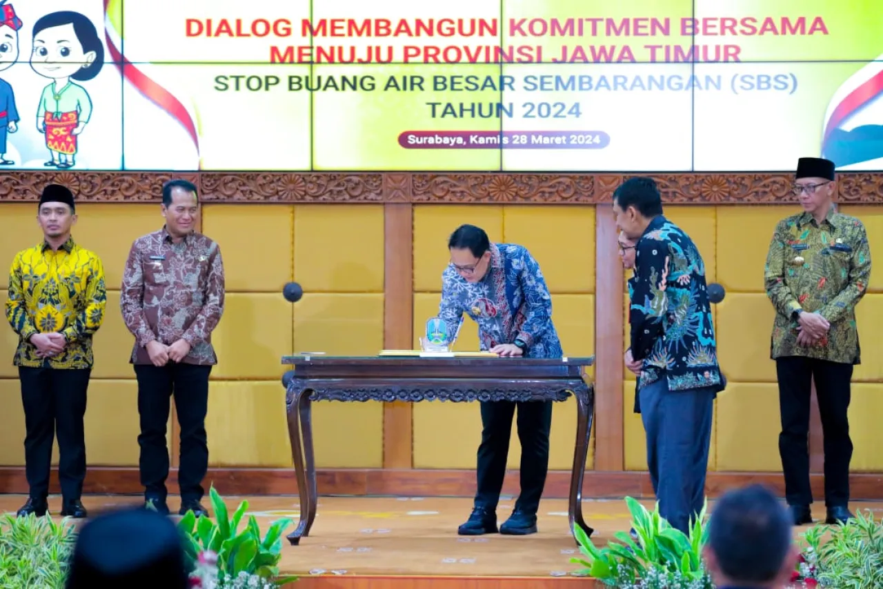 Kejar Target 100% Warga Jatim Stop Buang Air Besar Sembarangan di Tahun 2024