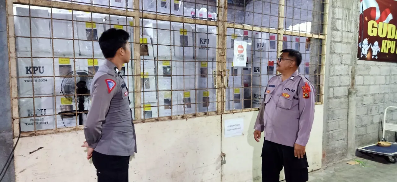 Pengamanan Gudang Logistik Pemilu 2024 KPU Kabupaten Badung Berjalan Lancar