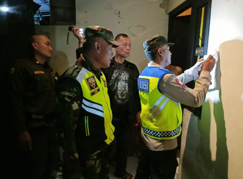Jaga Kamtibmas Polsek Denbar Kembali Gelar Bung Troli dan Tibduktang Diwilayah Tegal Harum