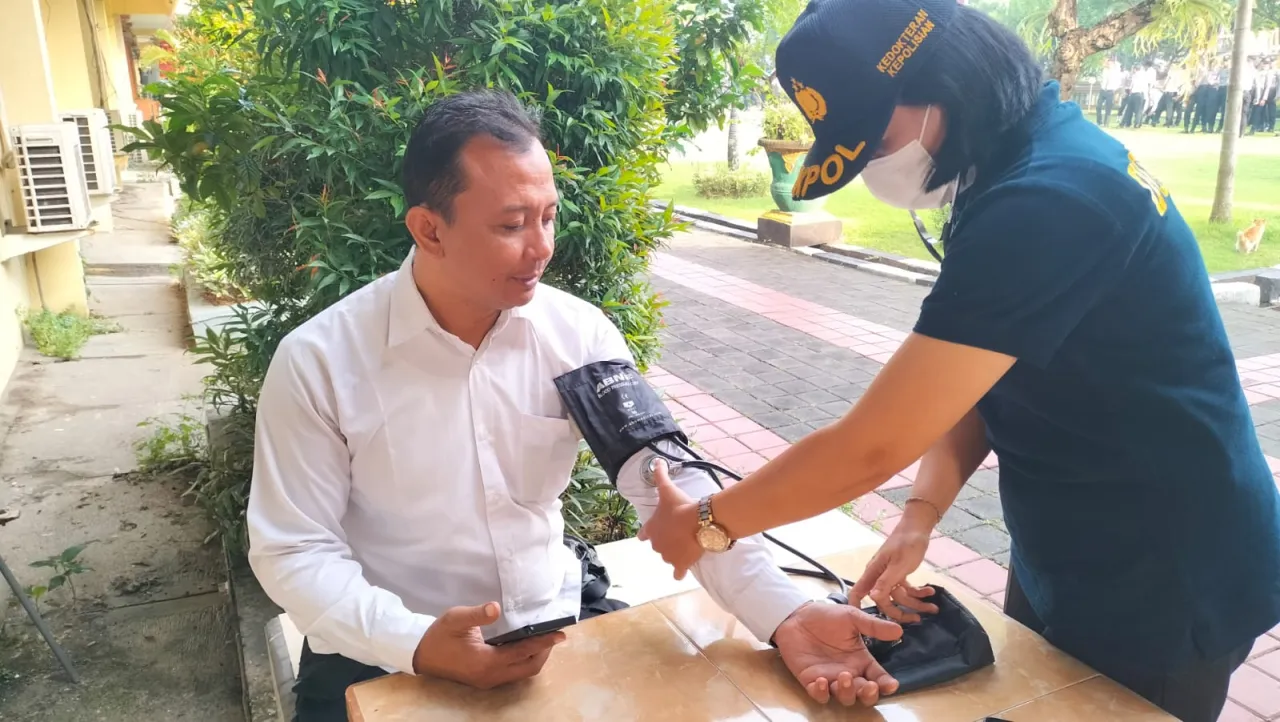 Pengamanan Hari Ke 2 di Hotel Aston Rapat Pleno Rekapitulasi Hasil Pemilu 2024 Kabupaten Badung.