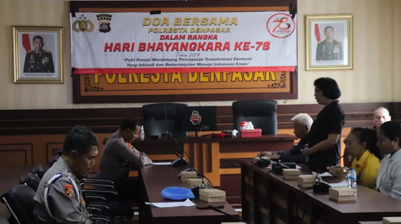 Doa Bersama Personil Polresta Denpasar dalam Rangka HUT Bhayangkara ke-78
