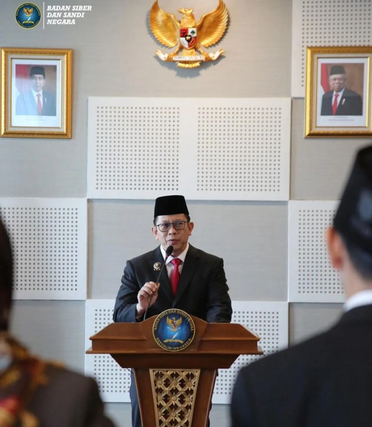 Wakil Kepala BSSN Melantik Manggala Informatika Ahli Utama Pertama di Indonesia