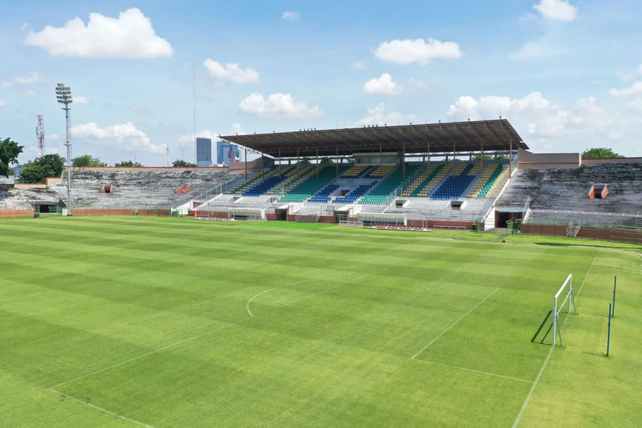 JADI VENUE PIALA AFF U-19, PEMKOT SURABAYA TAMBAH DAYA LISTRIK HINGGA PERBAIKI TRIBUN STADION G10N