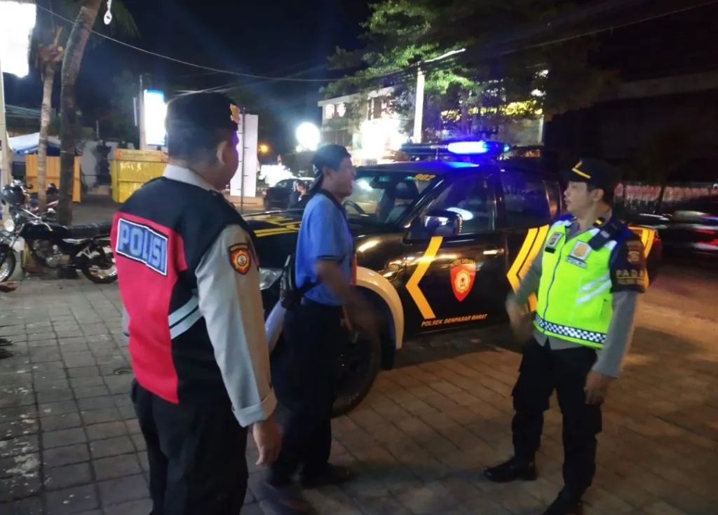 Blue Light Patrol Cegah Tindakan Kriminalitas Wilkum Polsek Denbar
