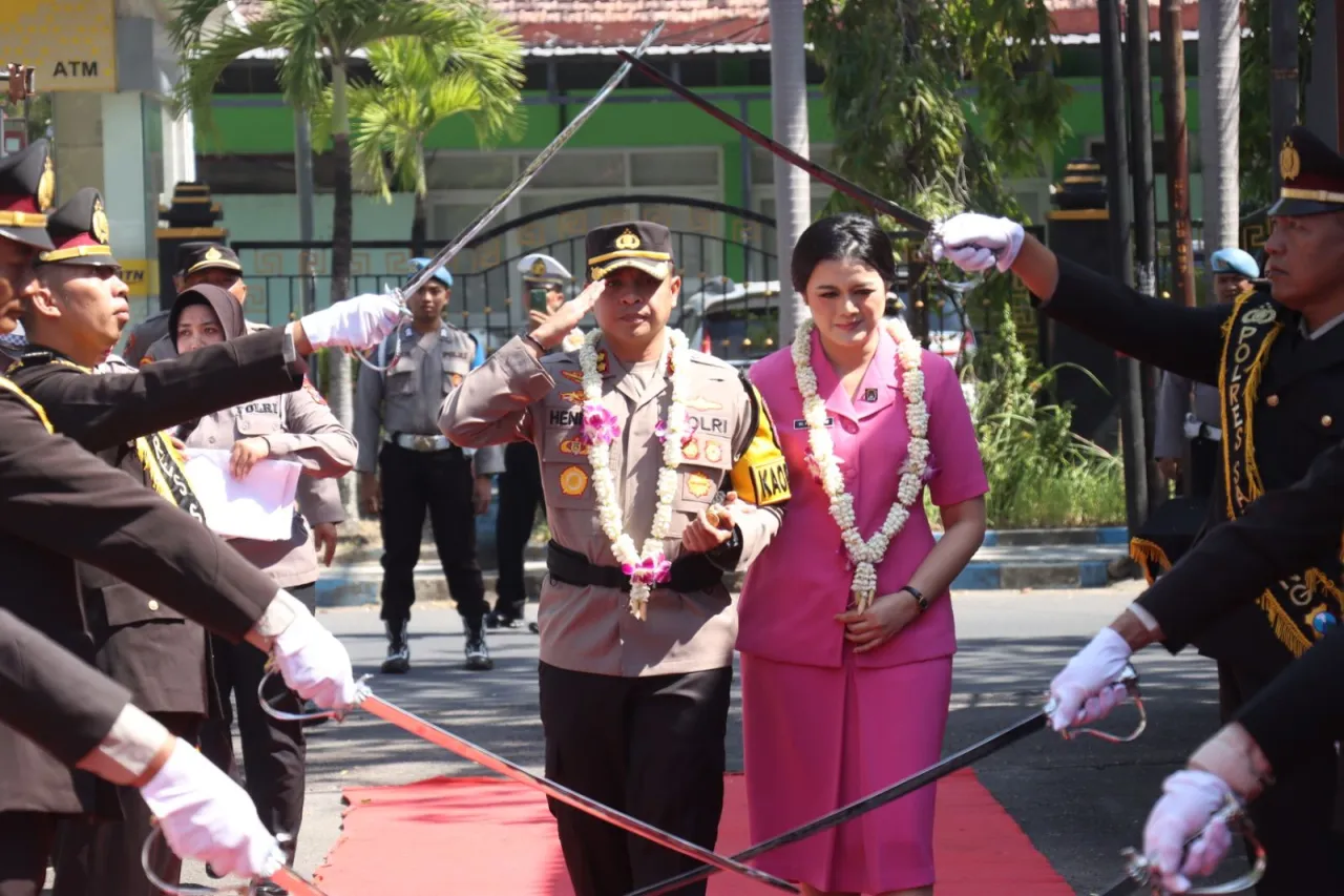 AKBP Hendro Sukmono Resmi Jabat Kapolres Sampang