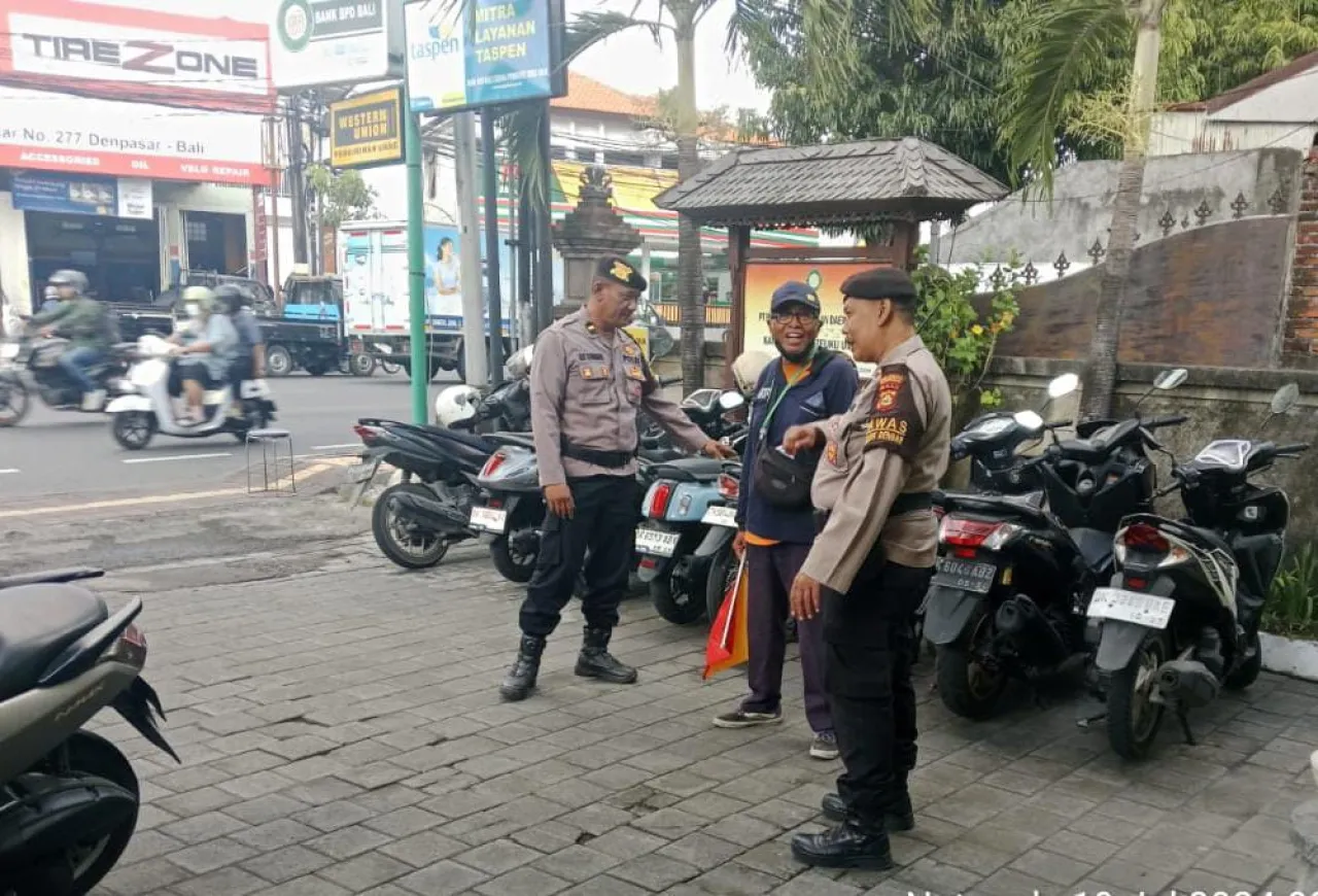 Minimalisir Curanmor Patroli KRYD Polsek Denbar Berikan Himbauan Kamtibmas