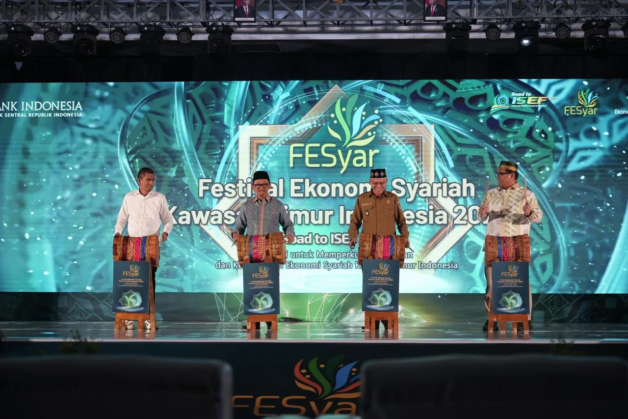 PEMBIAYAAN SYARIAH DAN STANDAR HALAL PERKUAT EKONOMI SYARIAH DI TIMUR INDONESIA