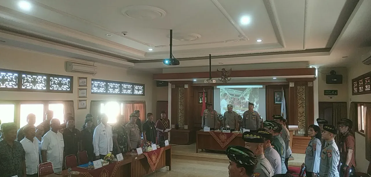Polresta Denpasar Gelar Program "Minggu Kasih" di Desa Kutuh, Kuta Selatan