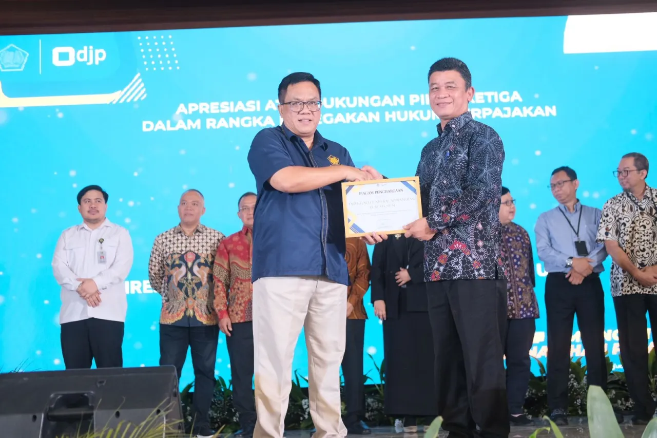 Ditjen AHU Kembali Raih Penghargaan Kinerja Penagihan Pajak 2023 dari Kemenkeu