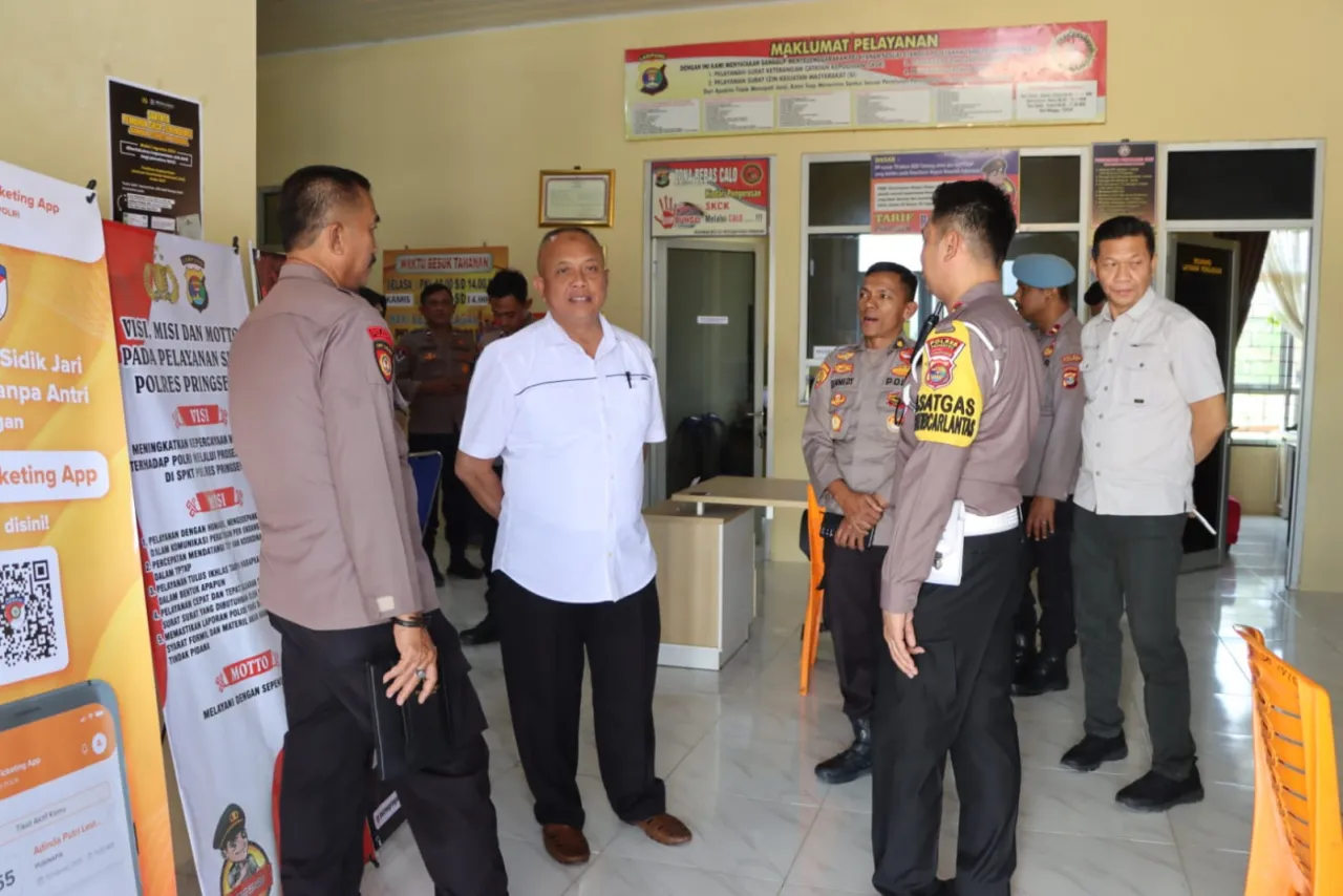 Tim Asrena Polri Pantau Pelayanan Publik di Polres Pringsewu