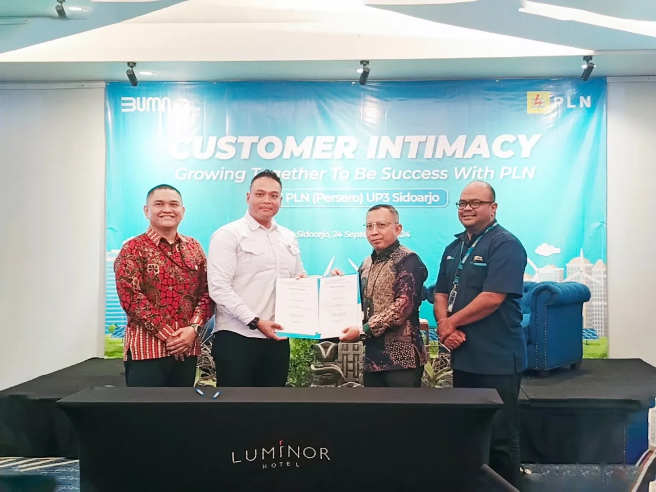 Kolaborasi PLN Icon Plus dan PLN UP3 Sidoarjo Tingkatkan Layanan Pelanggan
