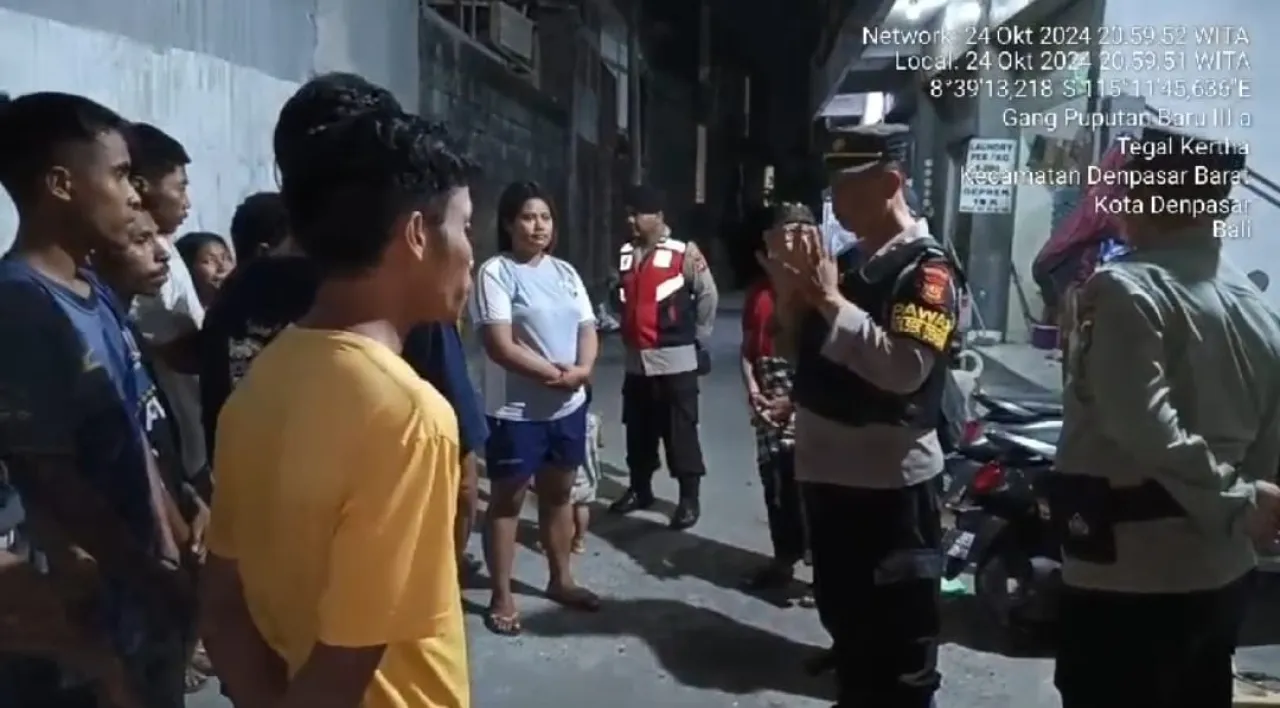 Cooling System : Polisi Sapa Warga Sampaikan Imbauan Kamtibmas Jelang Pilkada 2024