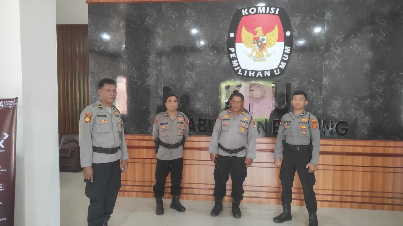 Pengamanan Kantor KPU dan Bawaslu Badung dalam Tahap Kampanye Pilkada OMP Agung 2024