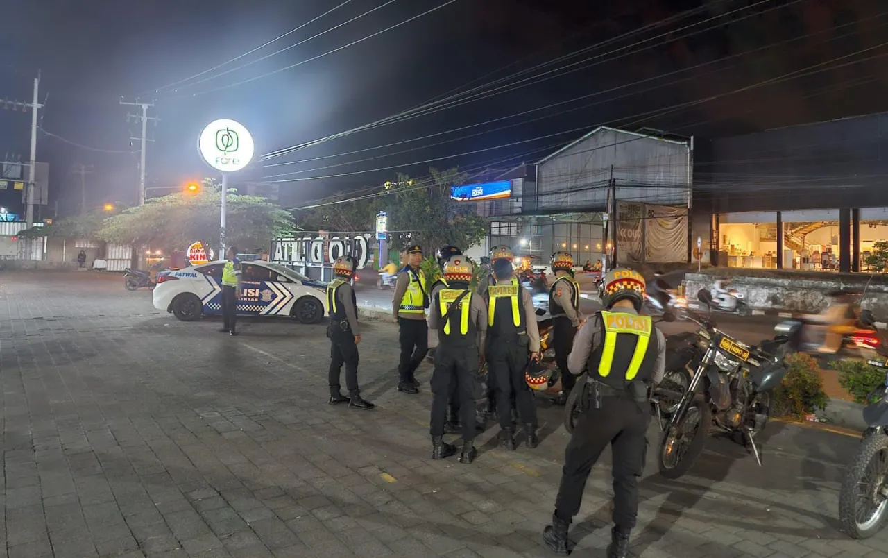 Patroli Blue light Polresta Denpasar Sasar Daerah Rawan Kriminalitas Jelang Pilkada Serentak